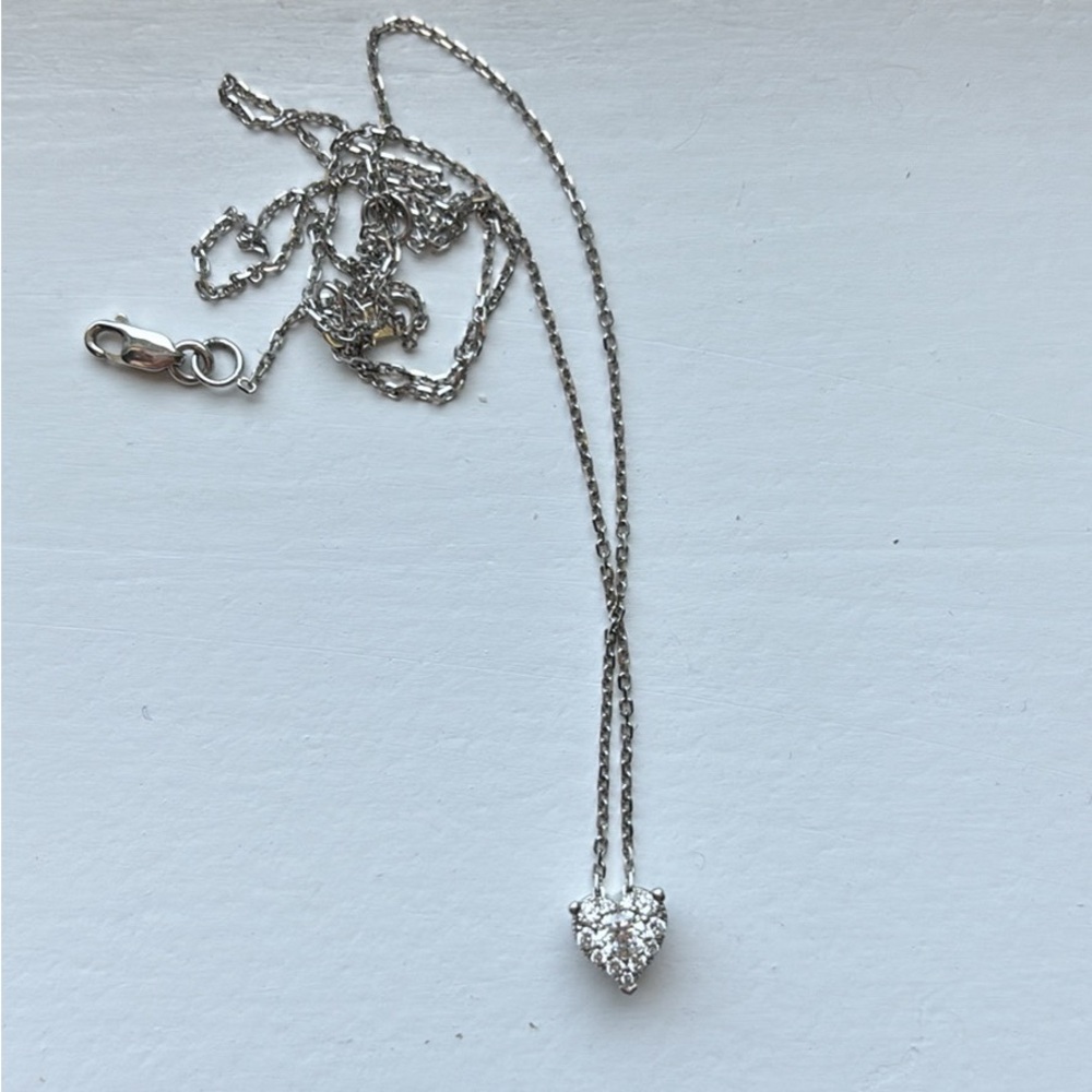 Kay jewelers heart shaped diamond necklace, 10K white gold, 1/4 ct